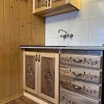 2-4 Osobowy - Wesola - Krupowki 37b - Centrum *