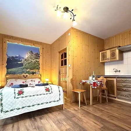 2-4 Osobowy - Wesola - Krupowki 37b - Centrum